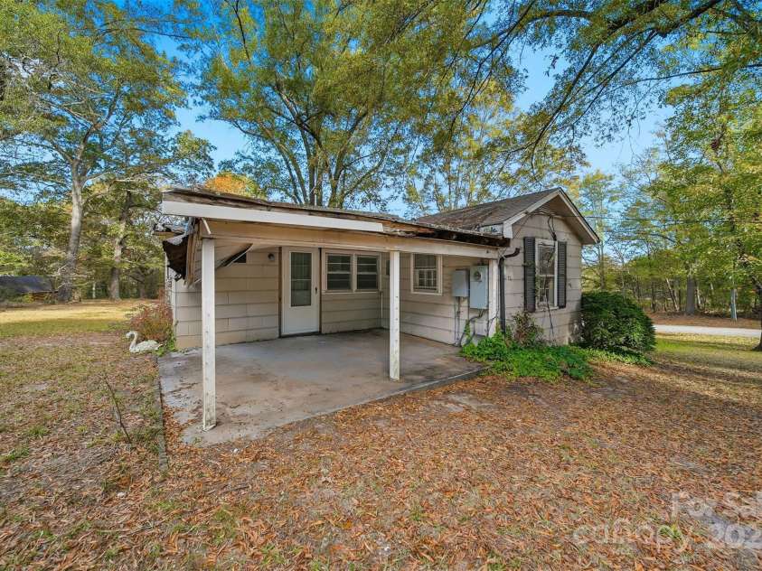 119 Sunset Drive, Taylorsville, NC 28681.  MLS# CAR4314783, YatesRealty ID 3315. 