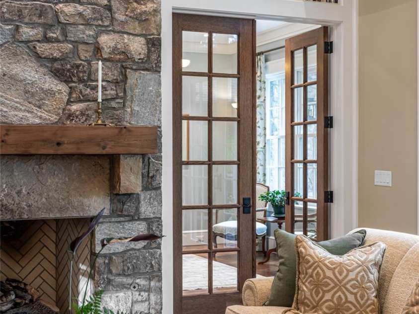 402 Vanderbilt Road, Asheville, NC 28803.  MLS# CAR4340539, YatesRealty ID 3315. 