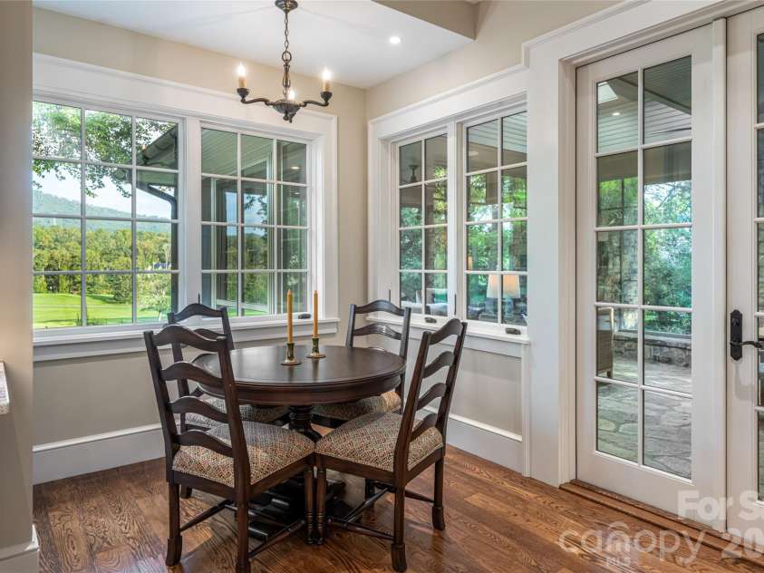 402 Vanderbilt Road, Asheville, NC 28803.  MLS# CAR4340539, YatesRealty ID 3315. 