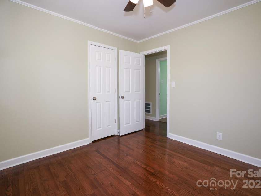 611 Greenbriar Avenue, Rock Hill, SC 29730.  MLS# CAR4173915, YatesRealty ID 3315. 