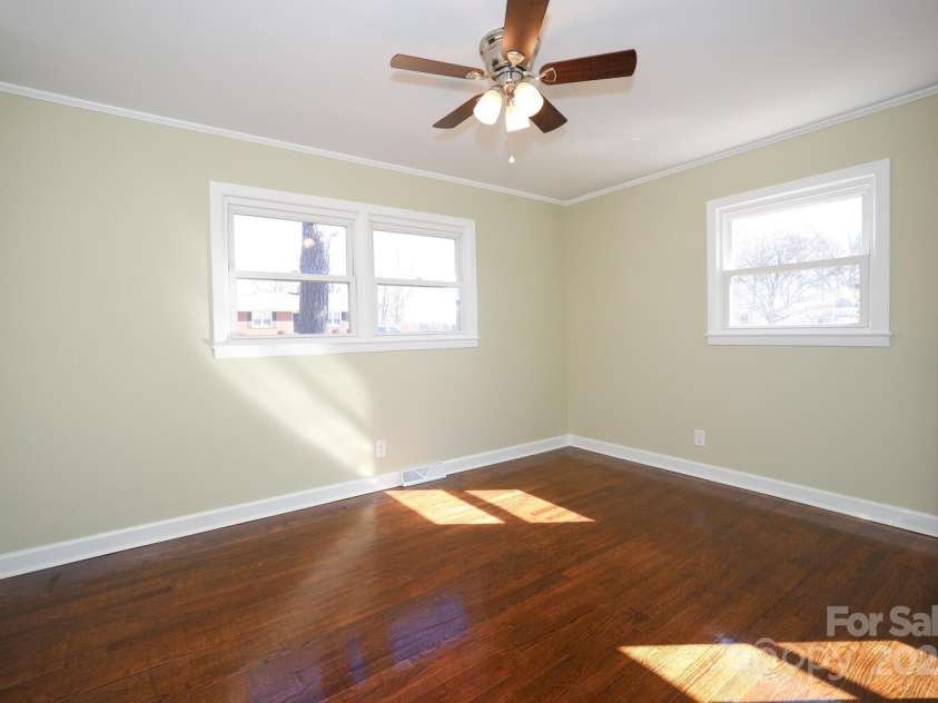 611 Greenbriar Avenue, Rock Hill, SC 29730.  MLS# CAR4173915, YatesRealty ID 3315. 