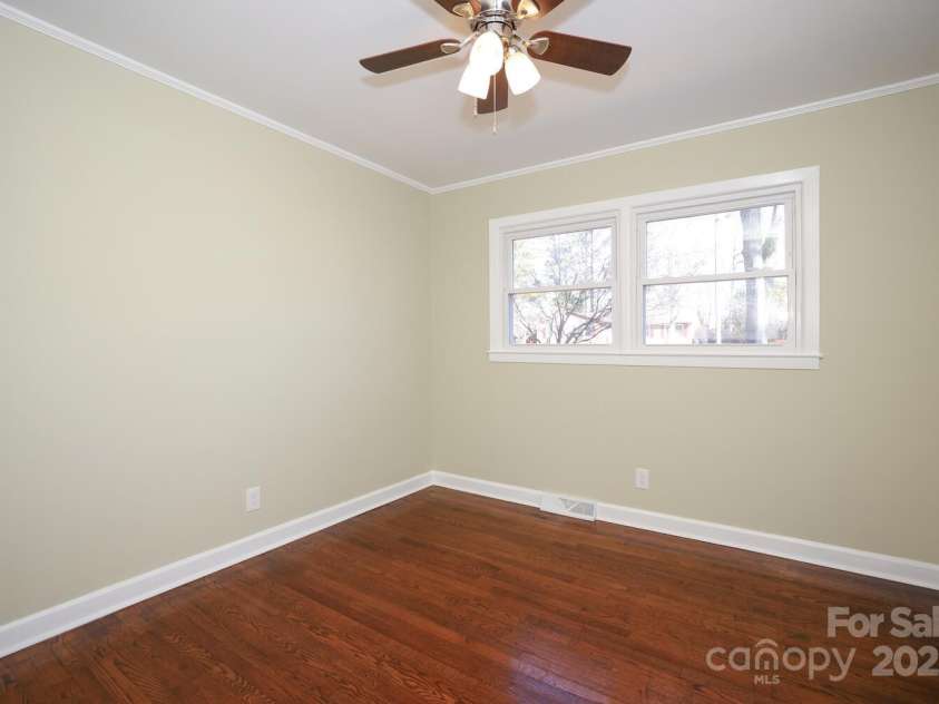 611 Greenbriar Avenue, Rock Hill, SC 29730.  MLS# CAR4173915, YatesRealty ID 3315. 