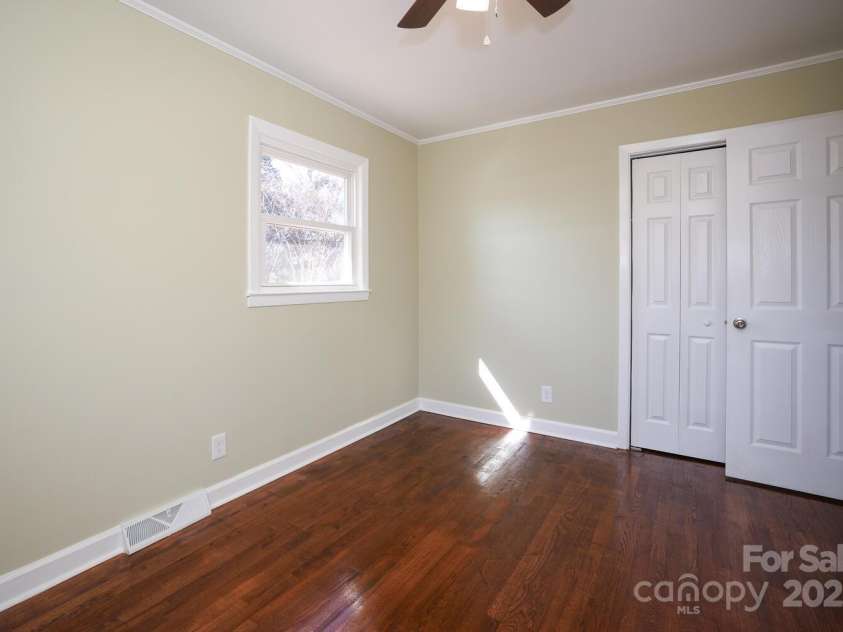611 Greenbriar Avenue, Rock Hill, SC 29730.  MLS# CAR4173915, YatesRealty ID 3315. 