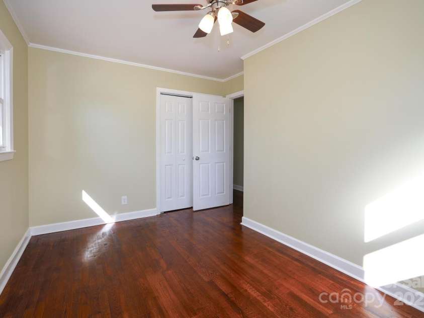 611 Greenbriar Avenue, Rock Hill, SC 29730.  MLS# CAR4173915, YatesRealty ID 3315. 