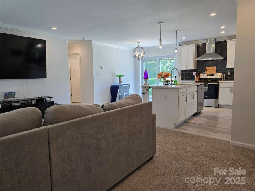 1021 Main Street, Troy, NC 27371.  MLS# CAR4293425, YatesRealty ID 33150. 