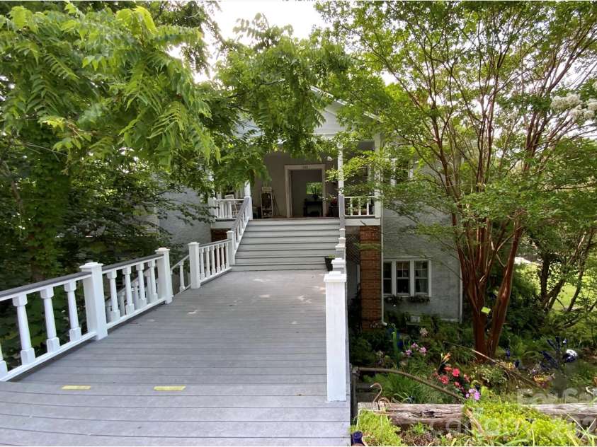 58 Seminary Street, Saluda, NC 28773.  MLS# CAR4398152, YatesRealty ID 33150. 