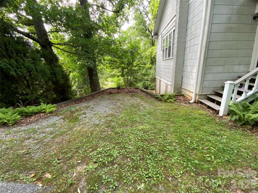 58 Seminary Street, Saluda, NC 28773.  MLS# CAR4398152, YatesRealty ID 33150. 
