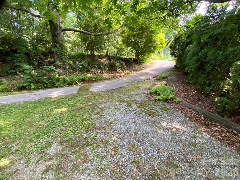 58 Seminary Street, Saluda, NC 28773.  MLS# CAR4398152, YatesRealty ID 33150. 