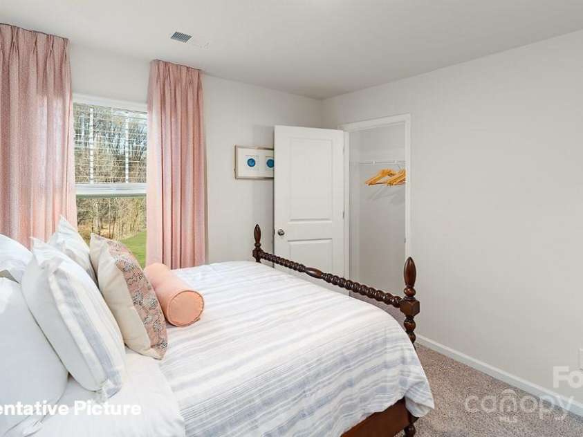 134 Way Cross Lane, Troutman, NC 28166.  MLS# CAR4278314, YatesRealty ID 33151. 