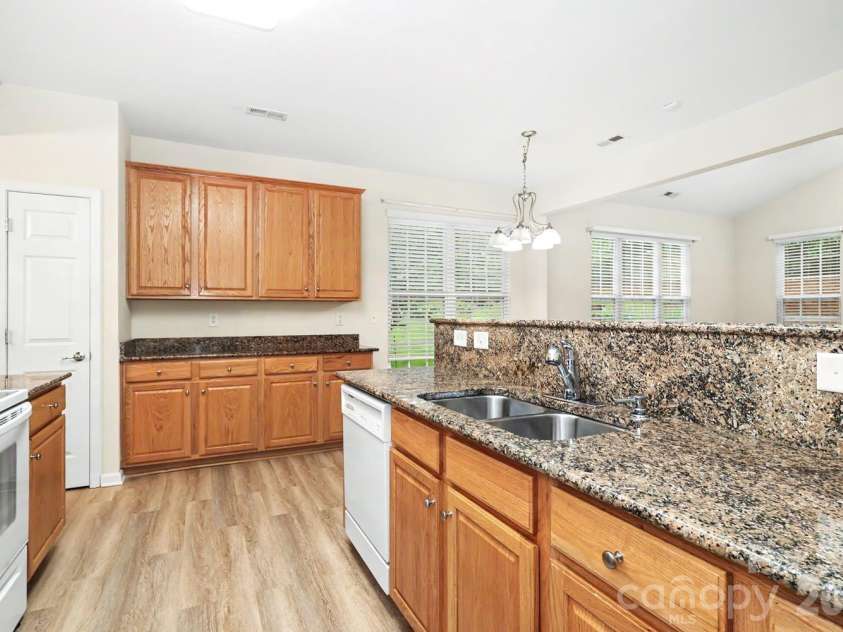 1669 Onyx Ridge, Fort Mill, SC 29708.  MLS# CAR4398188, YatesRealty ID 33155. 