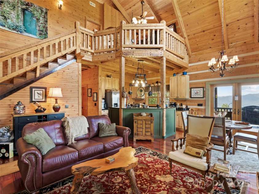 49 Cub Pass, Bakersville, NC 28705.  MLS# CAR4293997, YatesRealty ID 33156. 