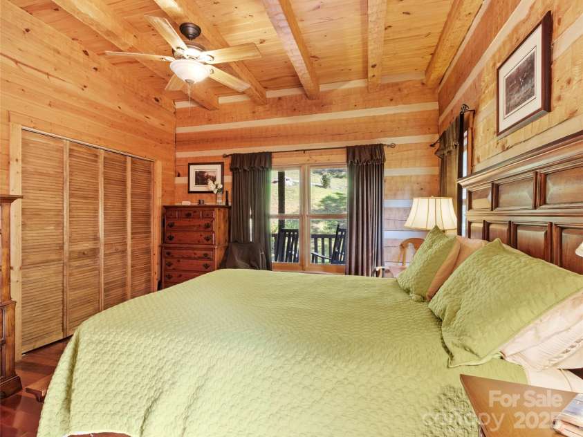 49 Cub Pass, Bakersville, NC 28705.  MLS# CAR4293997, YatesRealty ID 33156. 