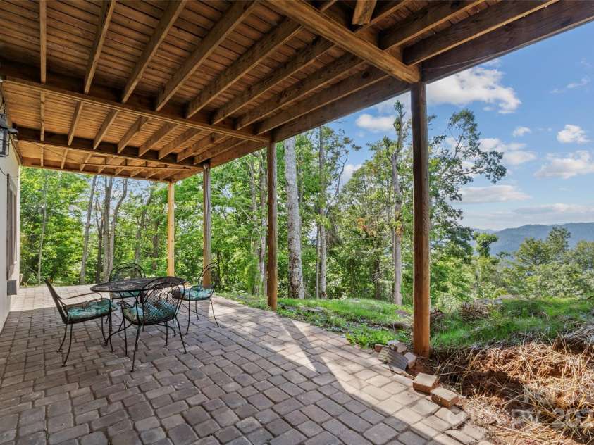 49 Cub Pass, Bakersville, NC 28705.  MLS# CAR4293997, YatesRealty ID 33156. 