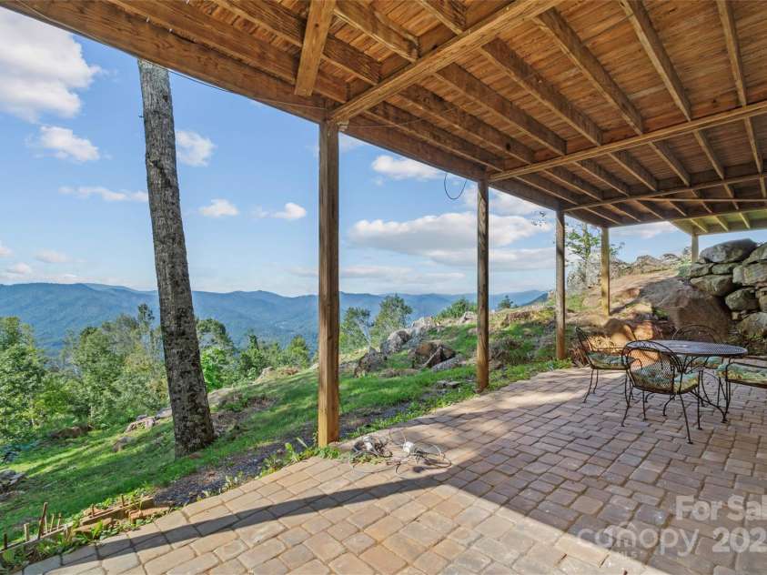 49 Cub Pass, Bakersville, NC 28705.  MLS# CAR4293997, YatesRealty ID 33156. 