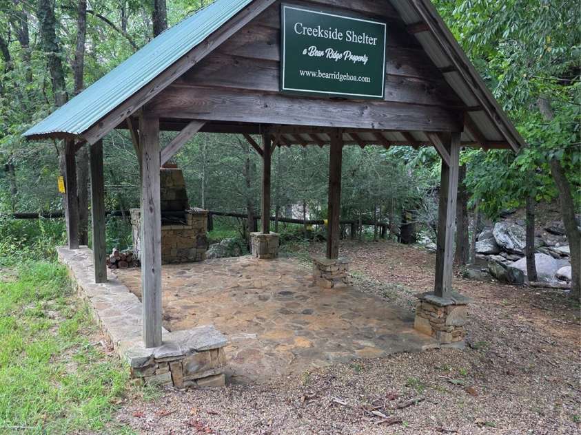 49 Cub Pass, Bakersville, NC 28705.  MLS# CAR4293997, YatesRealty ID 33156. 