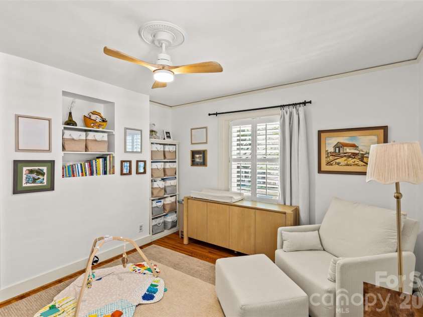 1505 Worthington Avenue, Charlotte, NC 28203.  MLS# CAR4395927, YatesRealty ID 33159. 
