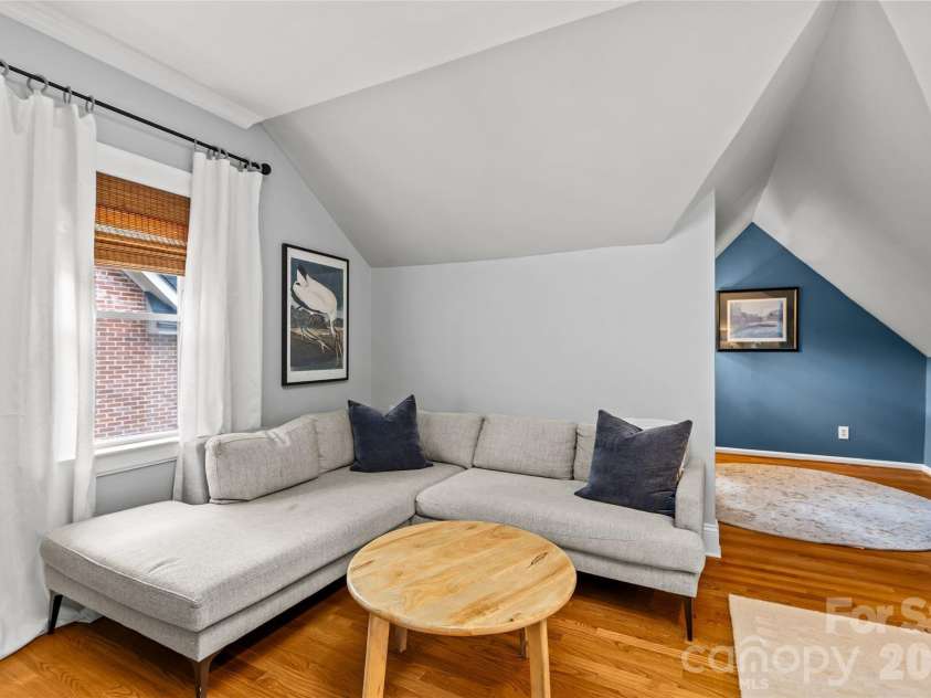 1505 Worthington Avenue, Charlotte, NC 28203.  MLS# CAR4395927, YatesRealty ID 33159. 