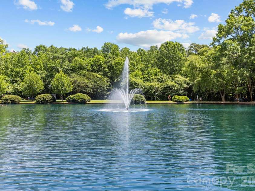 1505 Worthington Avenue, Charlotte, NC 28203.  MLS# CAR4395927, YatesRealty ID 33159. 