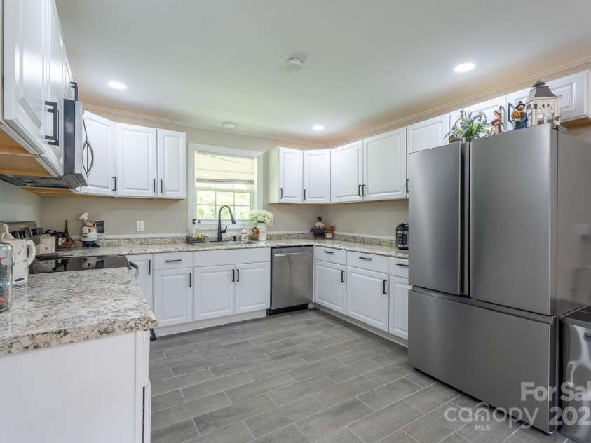 584 Southside Church Road, Lincolnton, NC 28092.  MLS# CAR4279327, YatesRealty ID 3316. 