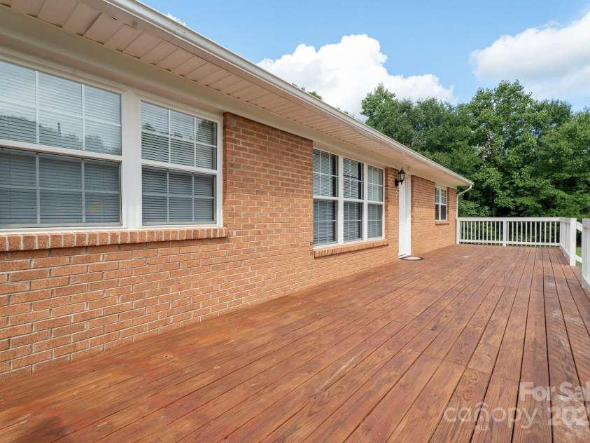 584 Southside Church Road, Lincolnton, NC 28092.  MLS# CAR4279327, YatesRealty ID 3316. 