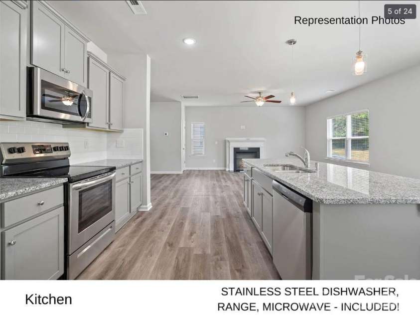 4213 Stoneygreen Lane, Charlotte, NC 28215.  MLS# CAR4395697, YatesRealty ID 33160. 