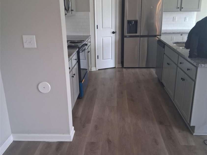 4213 Stoneygreen Lane, Charlotte, NC 28215.  MLS# CAR4428163, YatesRealty ID 33160. 
