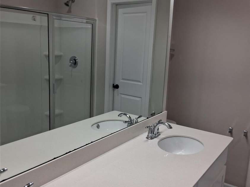 4213 Stoneygreen Lane, Charlotte, NC 28215.  MLS# CAR4428163, YatesRealty ID 33160. 