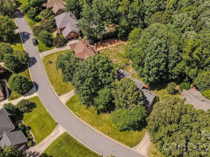 5910 Summerston Place, Charlotte, NC 28277.  MLS# CAR4396014, YatesRealty ID 33161. 
