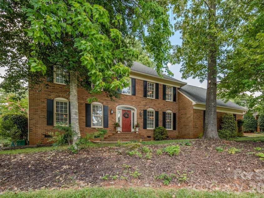 5910 Summerston Place, Charlotte, NC 28277.  MLS# CAR4396014, YatesRealty ID 33161. 