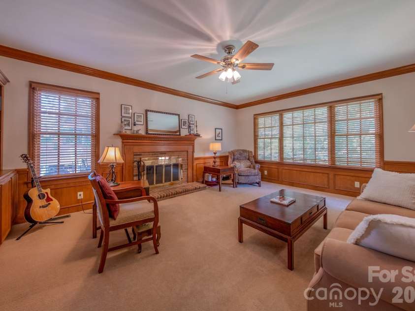 5910 Summerston Place, Charlotte, NC 28277.  MLS# CAR4396014, YatesRealty ID 33161. Den
