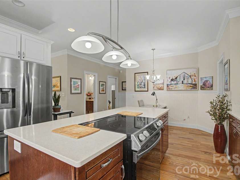 312 Benjamin Way, Hendersonville, NC 28792.  MLS# CAR4396877, YatesRealty ID 33162. 