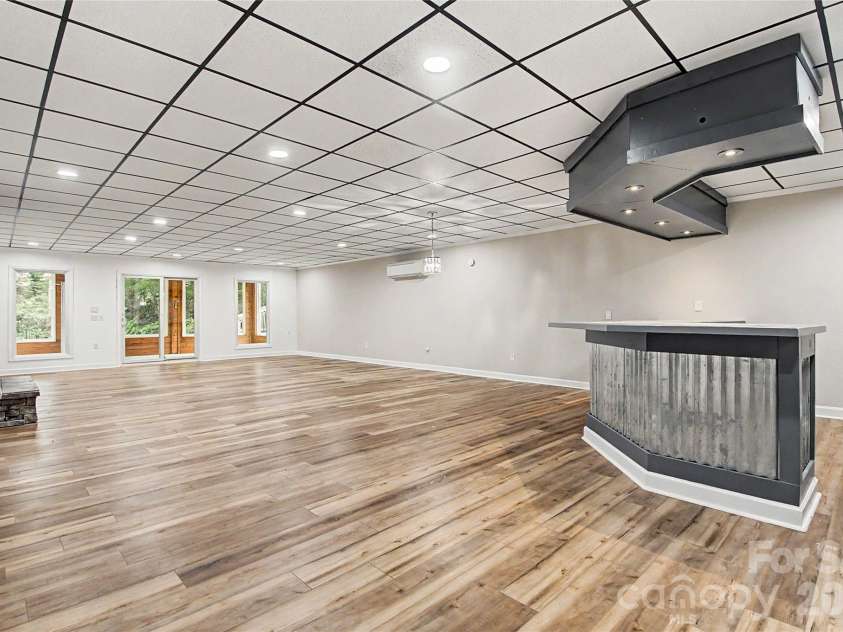 312 Benjamin Way, Hendersonville, NC 28792.  MLS# CAR4396877, YatesRealty ID 33162. 