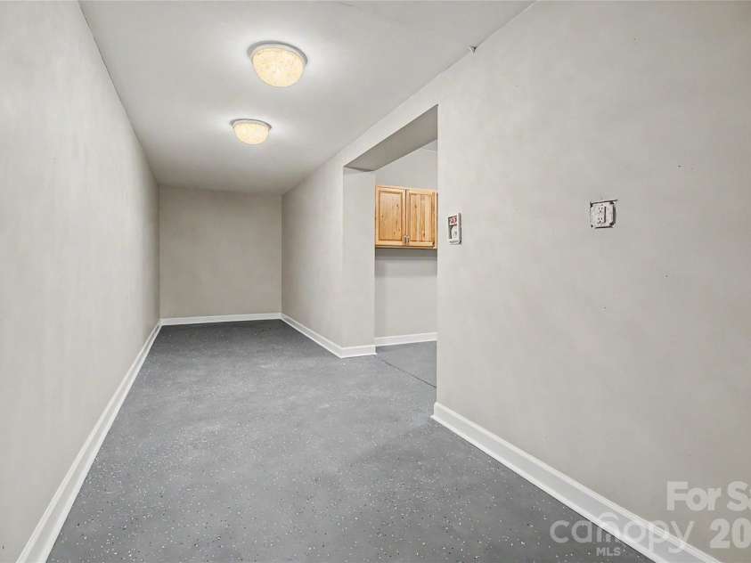 312 Benjamin Way, Hendersonville, NC 28792.  MLS# CAR4396877, YatesRealty ID 33162. 