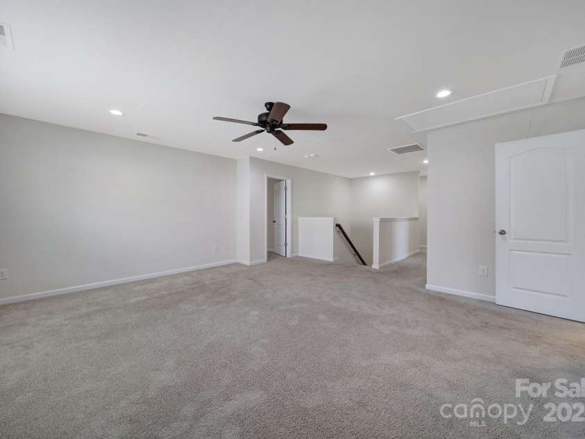 10328 Ebbets Road, Charlotte, NC 28273.  MLS# CAR4278139, YatesRealty ID 33163. Loft