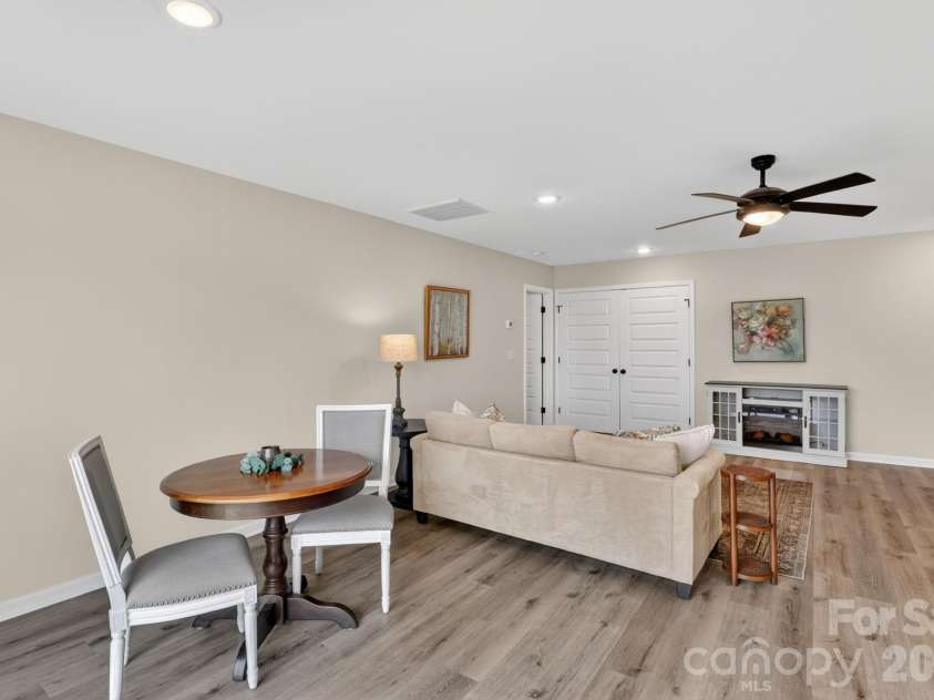 6109 Bunn Simpson Road, Marshville, NC 28103.  MLS# CAR4333051, YatesRealty ID 33164. 