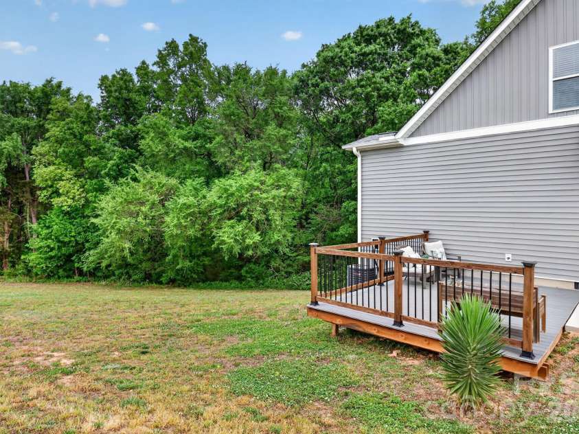 6109 Bunn Simpson Road, Marshville, NC 28103.  MLS# CAR4333051, YatesRealty ID 33164. 
