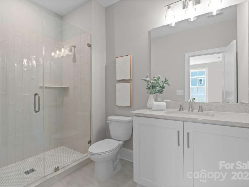 6910 Providence Lane, Charlotte, NC 28226.  MLS# CAR4283945, YatesRealty ID 33164. 