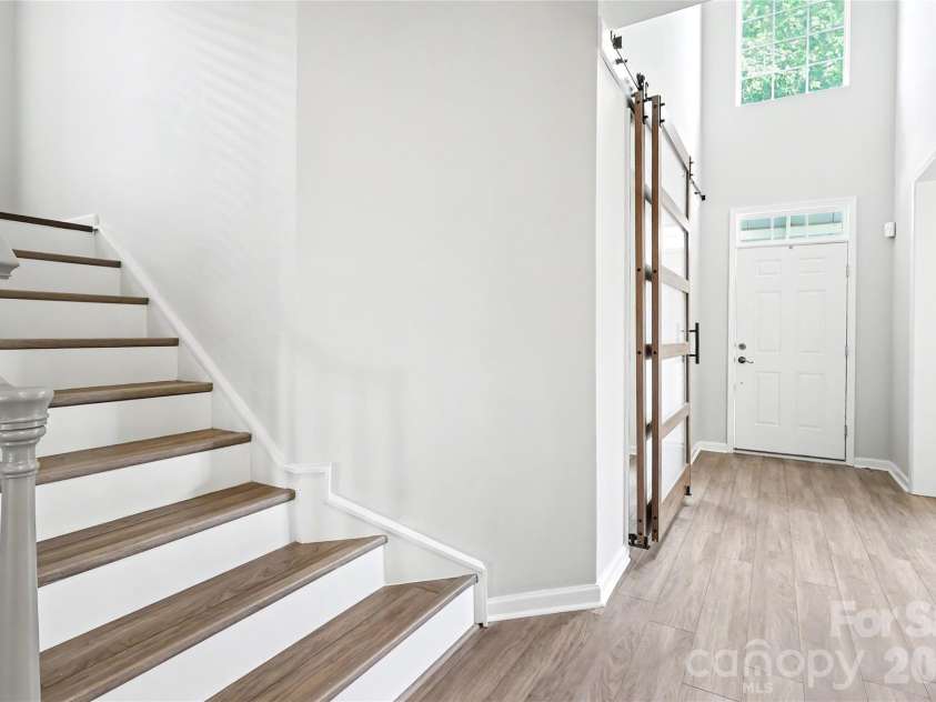 8712 Cool Meadow Drive, Huntersville, NC 28078.  MLS# CAR4394882, YatesRealty ID 33165. 