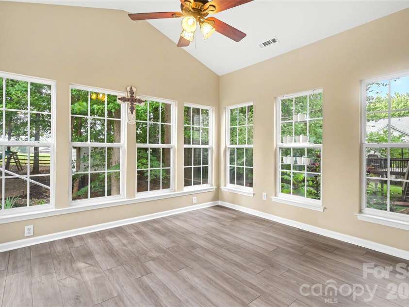 8712 Cool Meadow Drive, Huntersville, NC 28078.  MLS# CAR4394882, YatesRealty ID 33165. 
