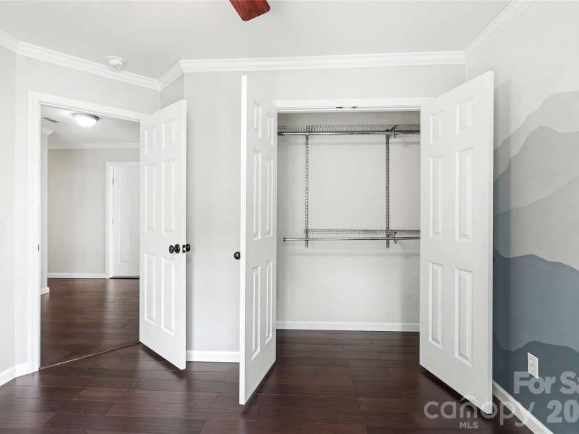 8712 Cool Meadow Drive, Huntersville, NC 28078.  MLS# CAR4394882, YatesRealty ID 33165. 