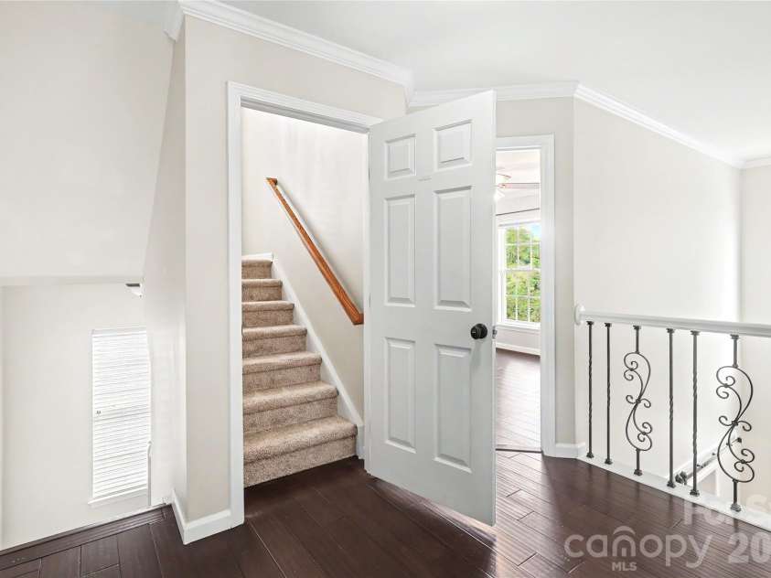 8712 Cool Meadow Drive, Huntersville, NC 28078.  MLS# CAR4394882, YatesRealty ID 33165. 