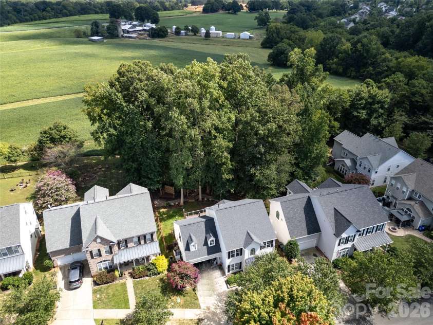 8712 Cool Meadow Drive, Huntersville, NC 28078.  MLS# CAR4394882, YatesRealty ID 33165. 