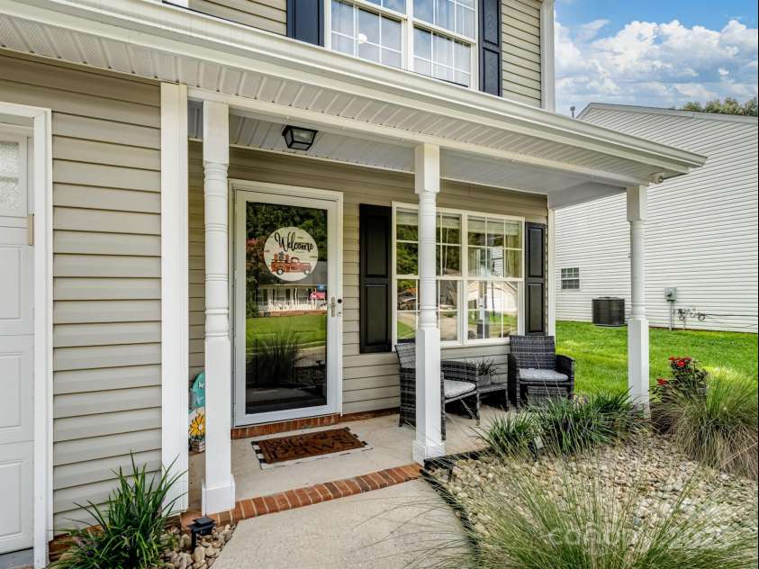 2276 Mancke Drive, Rock Hill, SC 29732.  MLS# CAR4291943, YatesRealty ID 33166. 