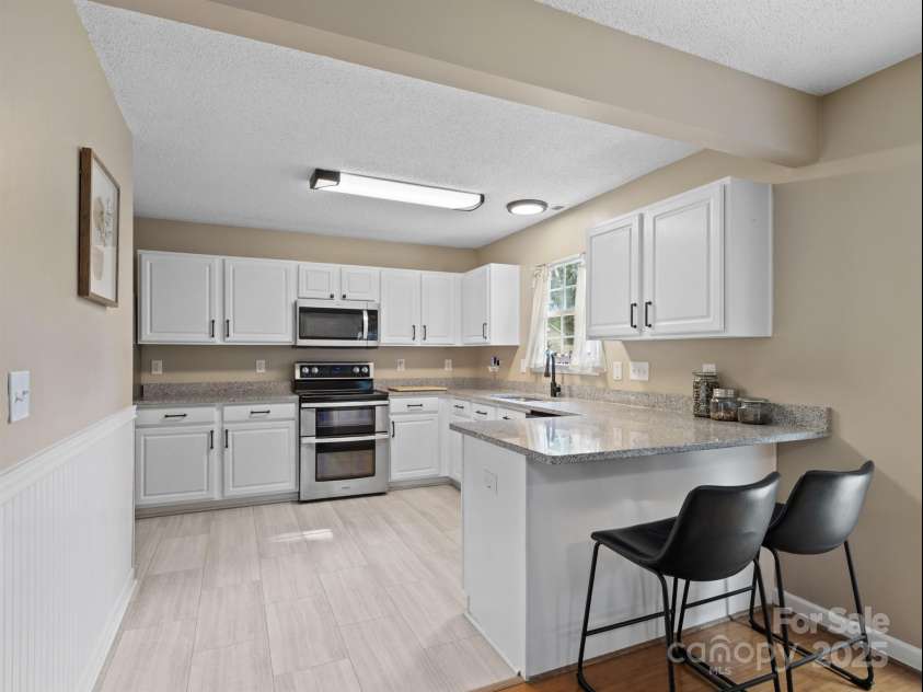 2276 Mancke Drive, Rock Hill, SC 29732.  MLS# CAR4291943, YatesRealty ID 33166. 