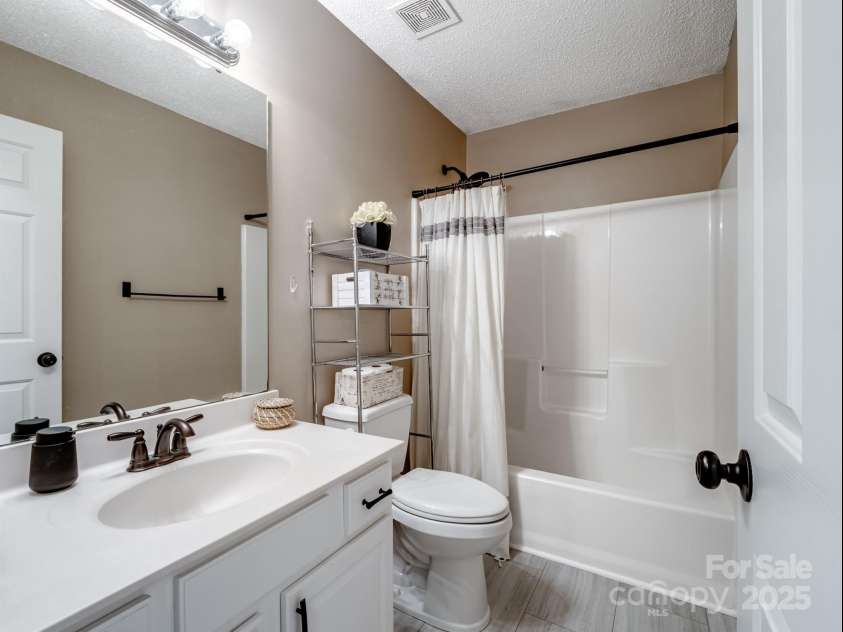 2276 Mancke Drive, Rock Hill, SC 29732.  MLS# CAR4291943, YatesRealty ID 33166. 