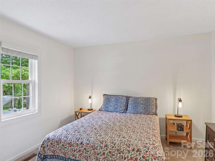 3106 Essex Path, Hendersonville, NC 28791.  MLS# CAR4394212, YatesRealty ID 33167. 