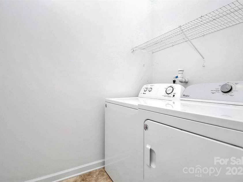 13932 Queens Harbor Road, Charlotte, NC 28278.  MLS# CAR4253729, YatesRealty ID 33168. 