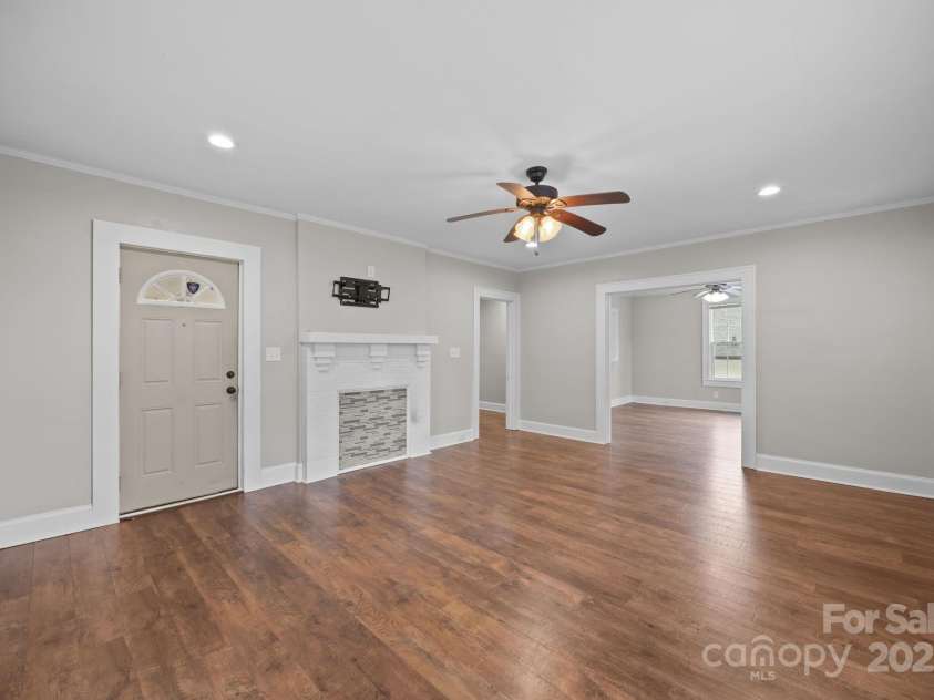 318 5th Street, Albemarle, NC 28001.  MLS# CAR4289630, YatesRealty ID 33171. 