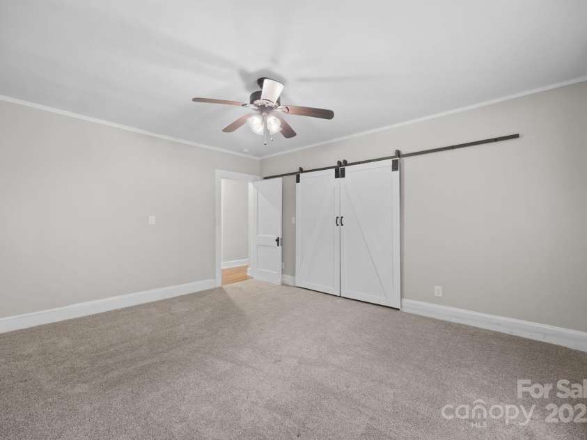 318 5th Street, Albemarle, NC 28001.  MLS# CAR4289630, YatesRealty ID 33171. 