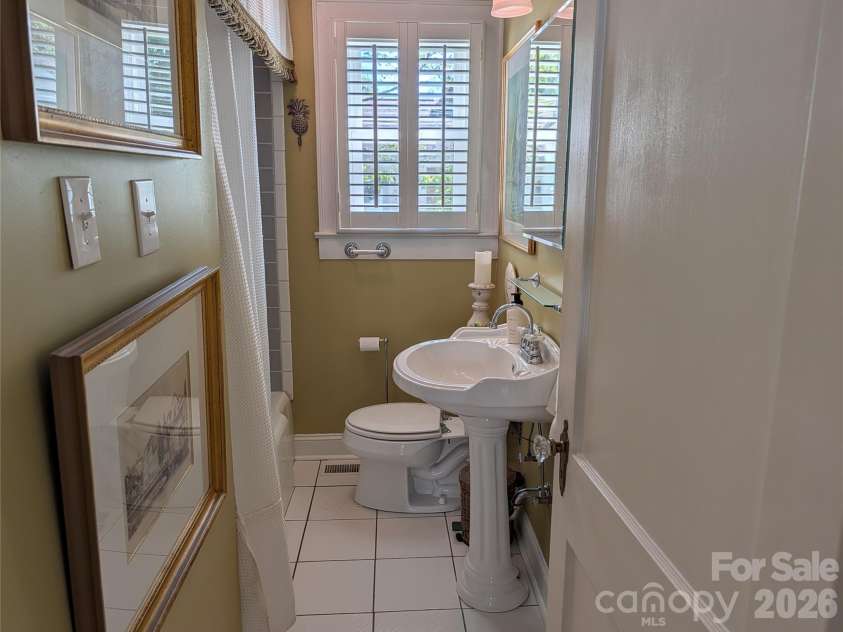 61 Spencer Avenue, Concord, NC 28025.  MLS# CAR4395950, YatesRealty ID 33171. 